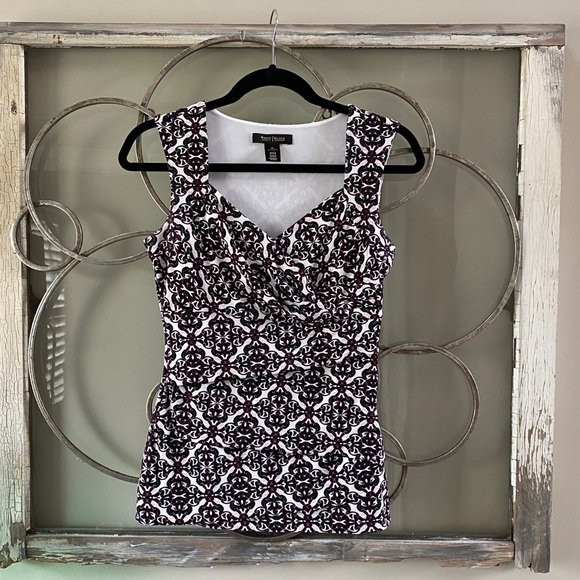 WHBM Shirt. Very Gently used, XS - lined, stretch - Picture 1 of 4